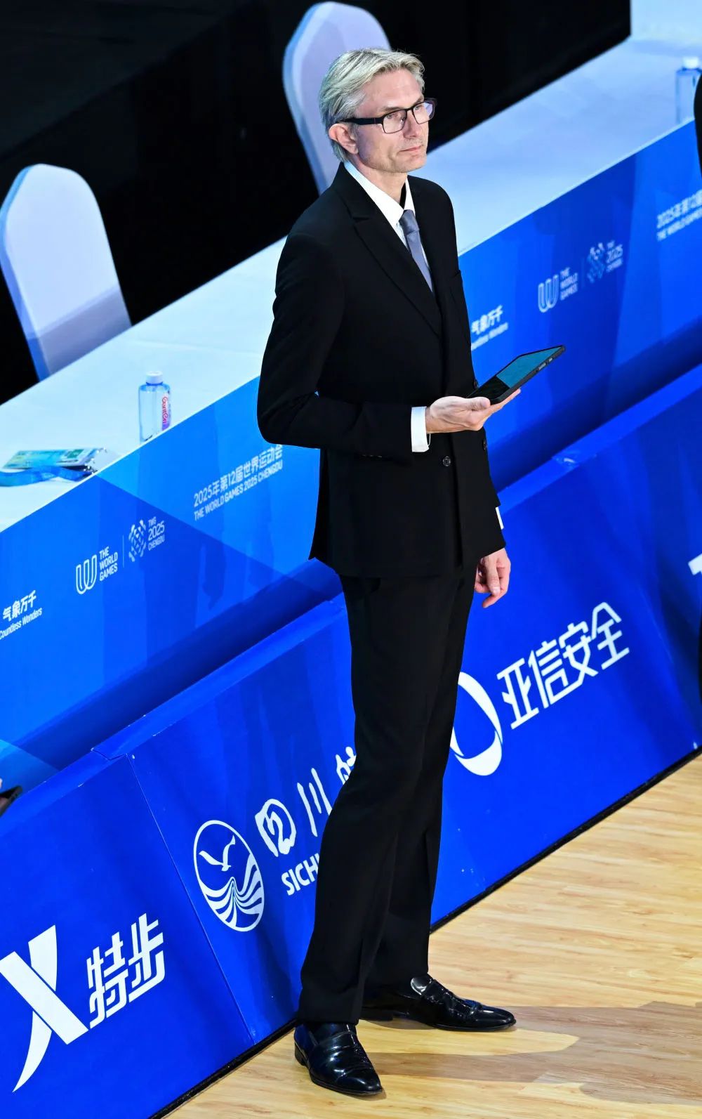 法拉利老了, 的一个词就