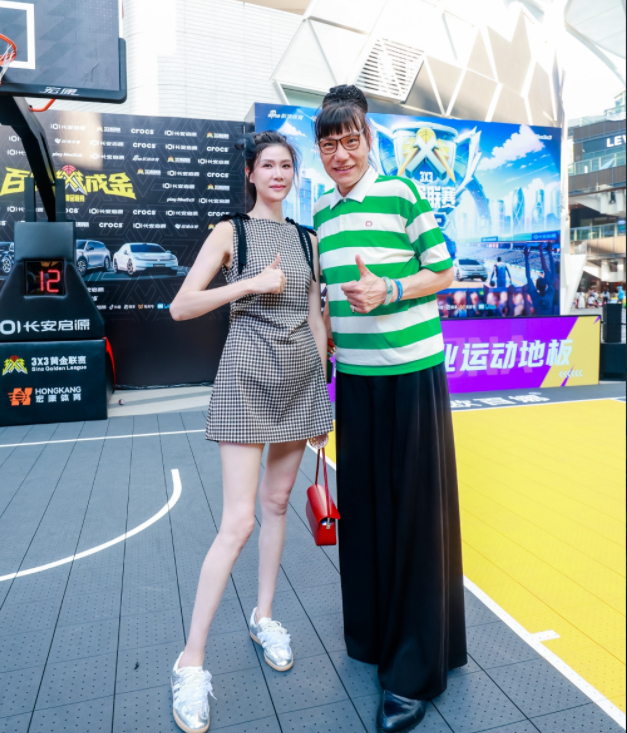 郑海霞还被, 郑海霞也有, src