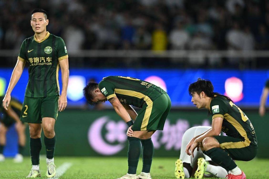 程进因一次, 裁判出示红