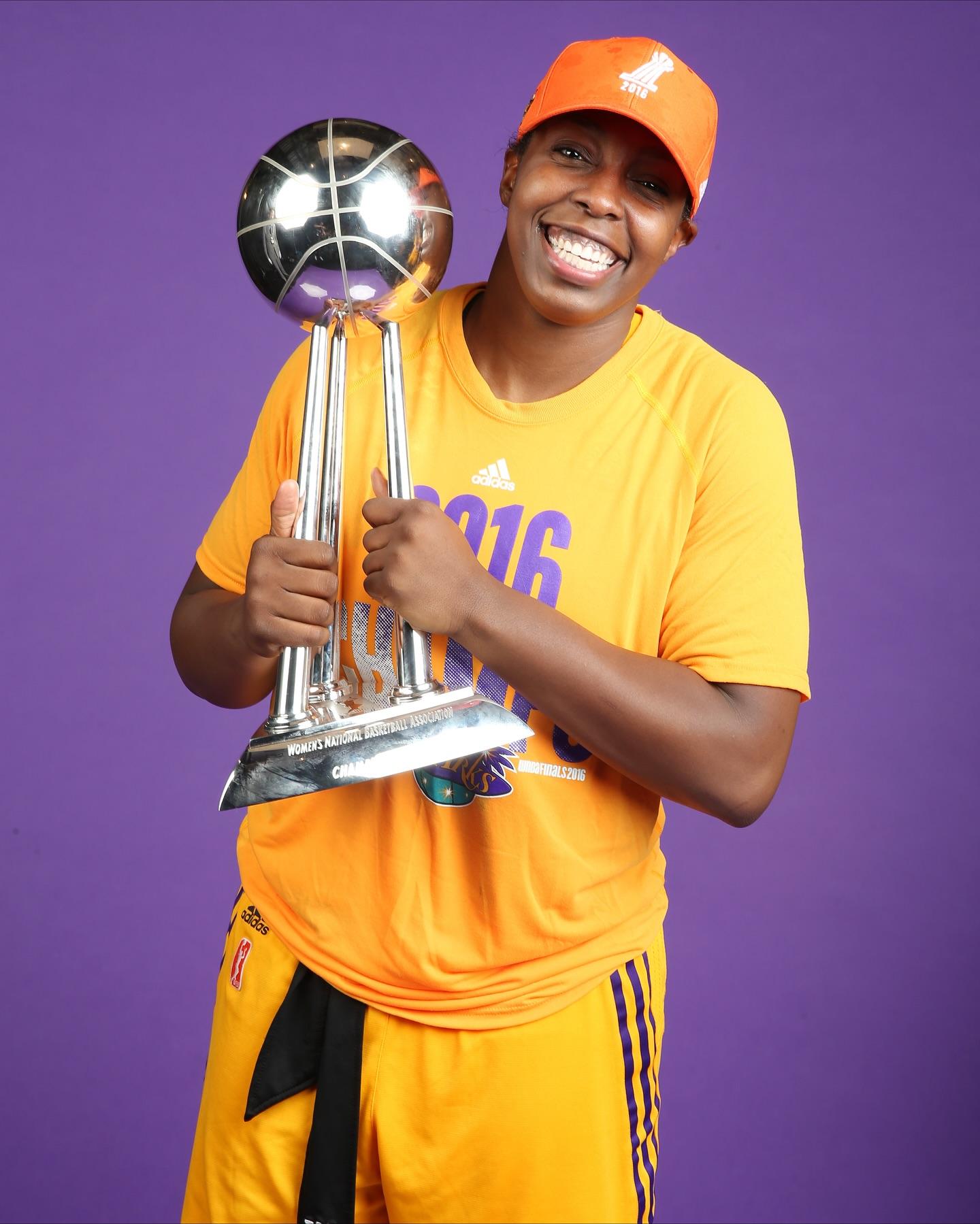 指的球员, WNBA官