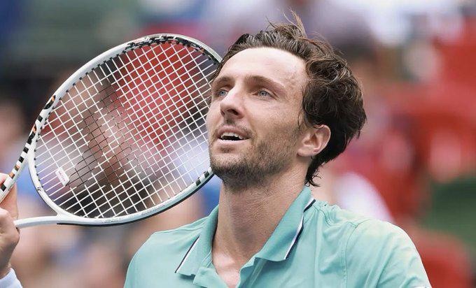 这是自, 林德克内希 这是自, 林德克内希